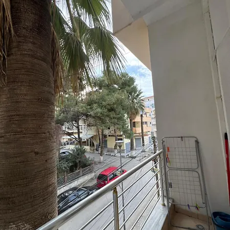 R&m One Bedroom Seafront *