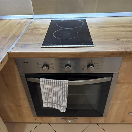 R&m One Bedroom Seafront Apartmán Durrës